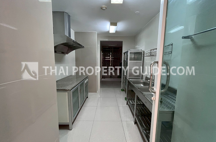 Condominium in Sathorn 